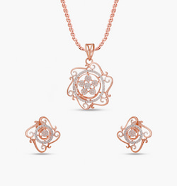 The Striking Beam Pendant Set